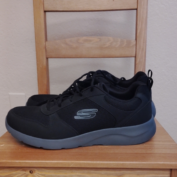 Skechers Men's Black and Gray Sneakers - Picture 1 of 1